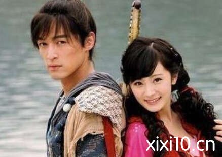 杨幂微博重新关注胡歌