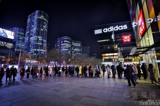 优衣库度假服饰系列3