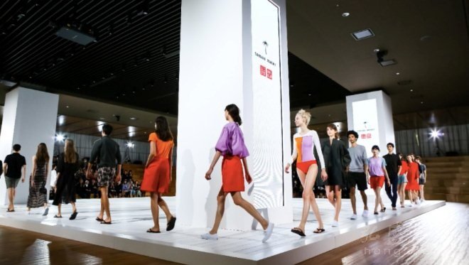 优衣库度假服饰系列